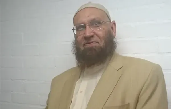 An important introduction to Islamic and Jewish communities living side by side in Europe