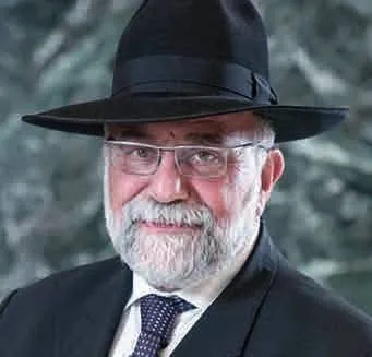 Chief Rabbi Izhak Dayan